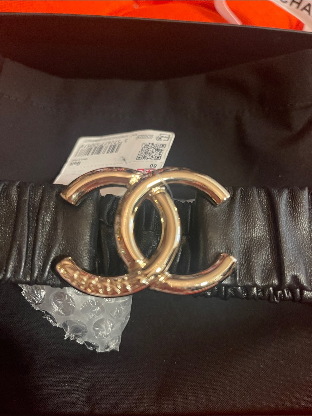 Chanel - Picture 8 of 8